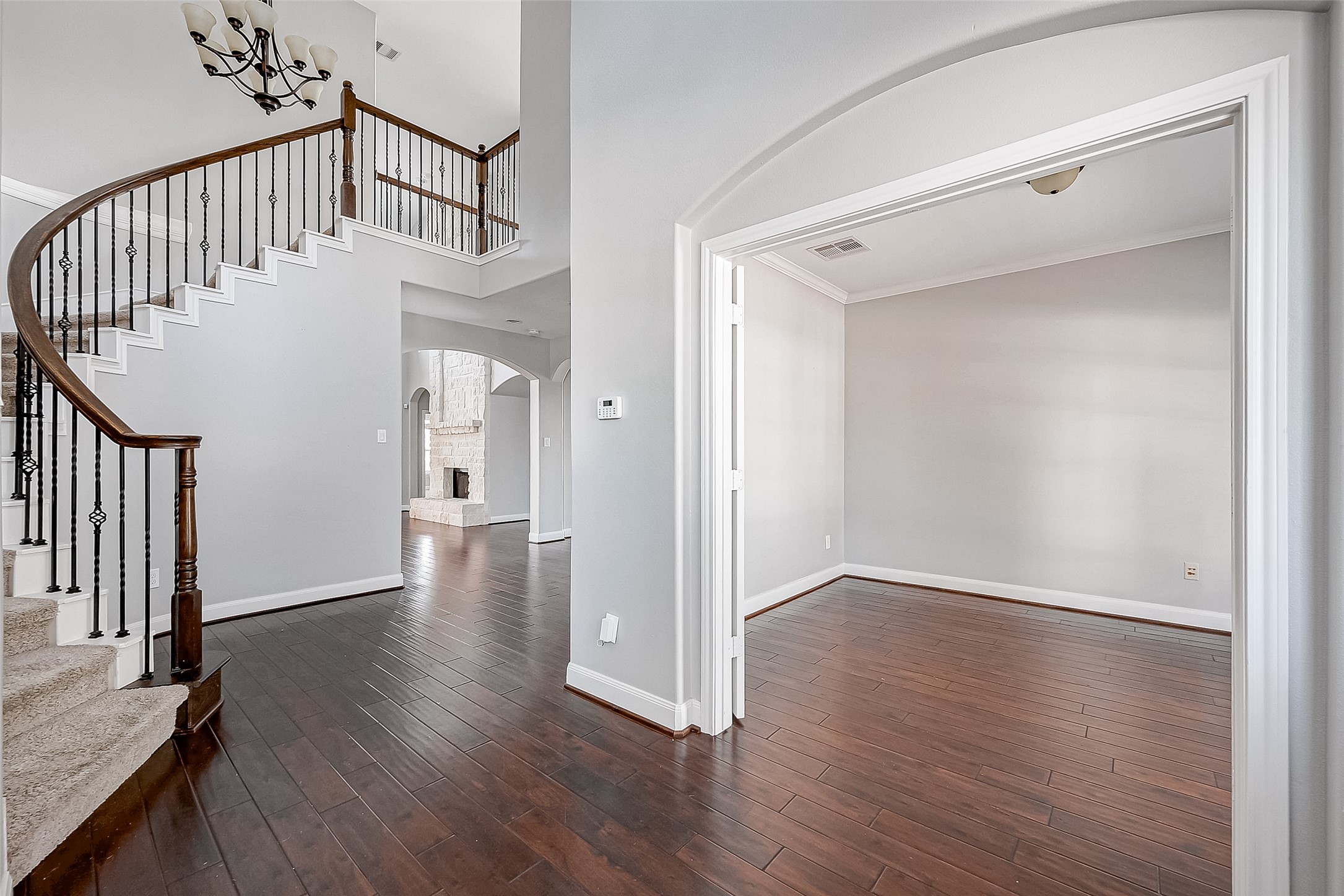 46 Sandwell Place Spring, TX 77389 - Photo 4 of 50 Gallery Image 4