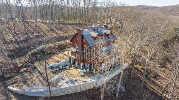 $850,000 | 3589 Hawks Point Road, Wildwood, MO 63069