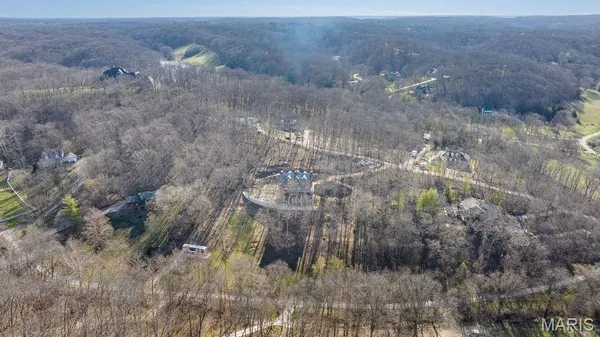 $850,000 | 3589 Hawks Point Road, Wildwood, MO 63069