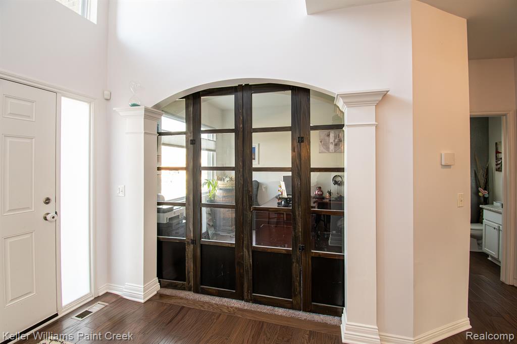 3399 Mildred Avenue Rochester Hills, MI 48309 - Photo 4 of 50
