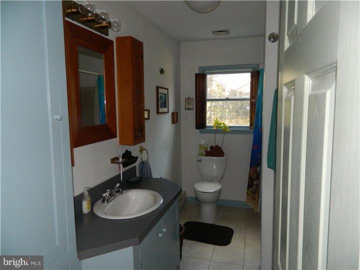 24 Sheridan Road Doylestown, PA 18901 - Photo 19 of 25 Bathroom