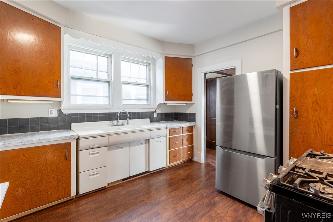 150 Roesch Avenue Buffalo, NY 14207 - Photo 12 of 50