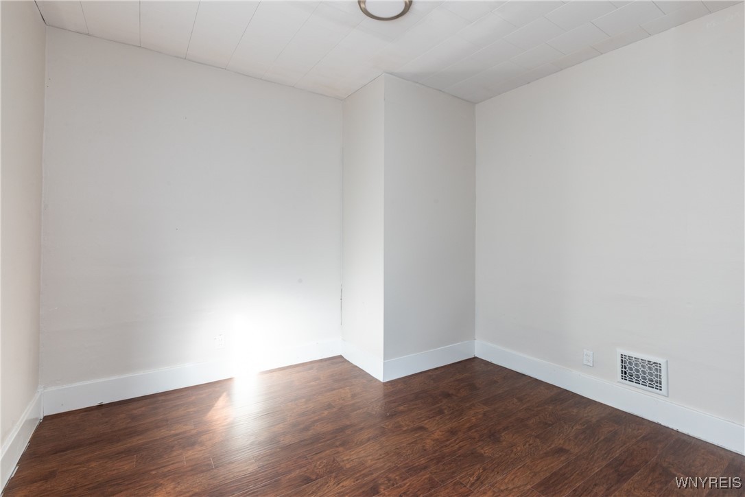 150 Roesch Avenue Buffalo, NY 14207 - Photo 21 of 50