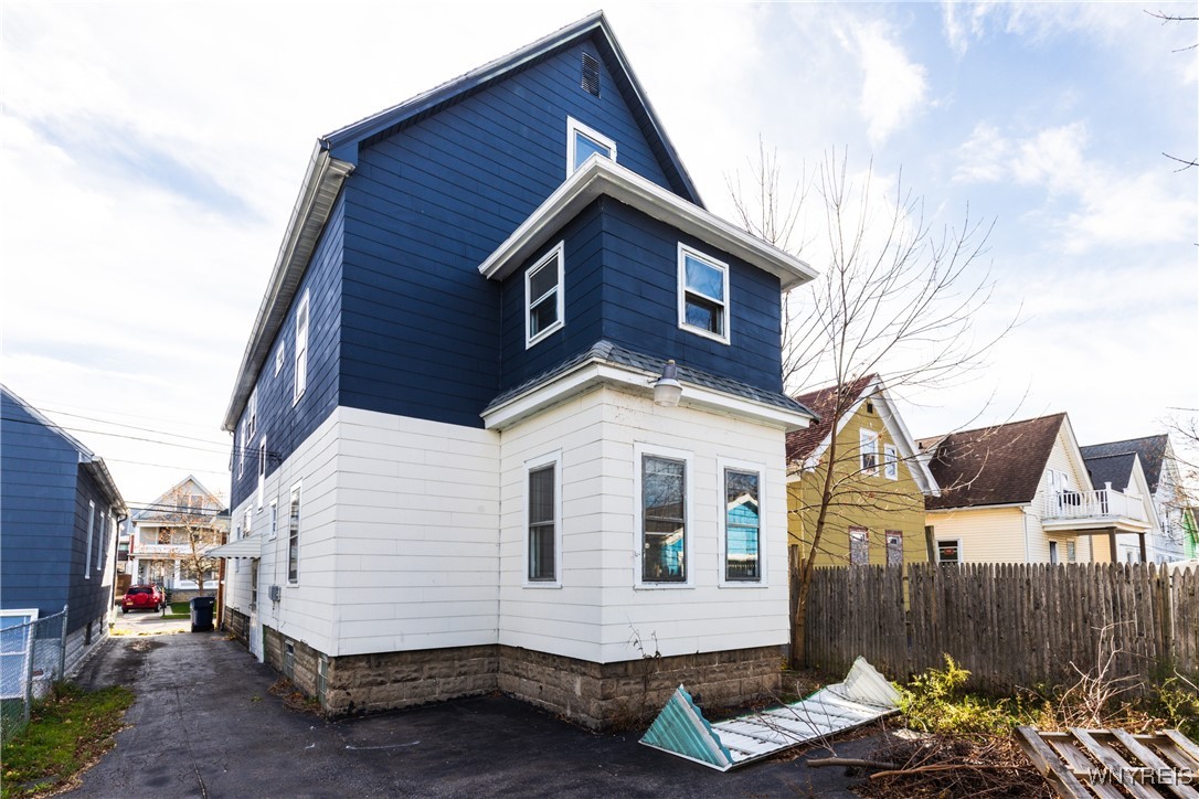 150 Roesch Avenue Buffalo, NY 14207 - Photo 3 of 50
