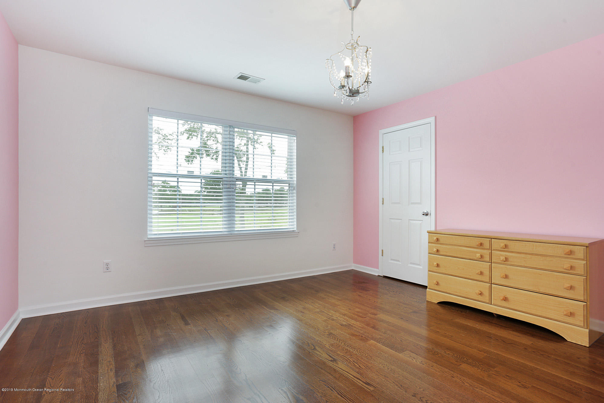 23 Maxwell Road Eatontown, NJ 07724 - Photo 6 of 22 IMG_4662