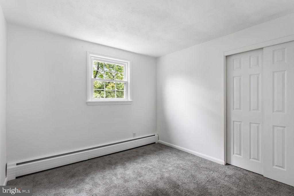 340 Greendale Road York, PA 17403 - Photo 16 of 28