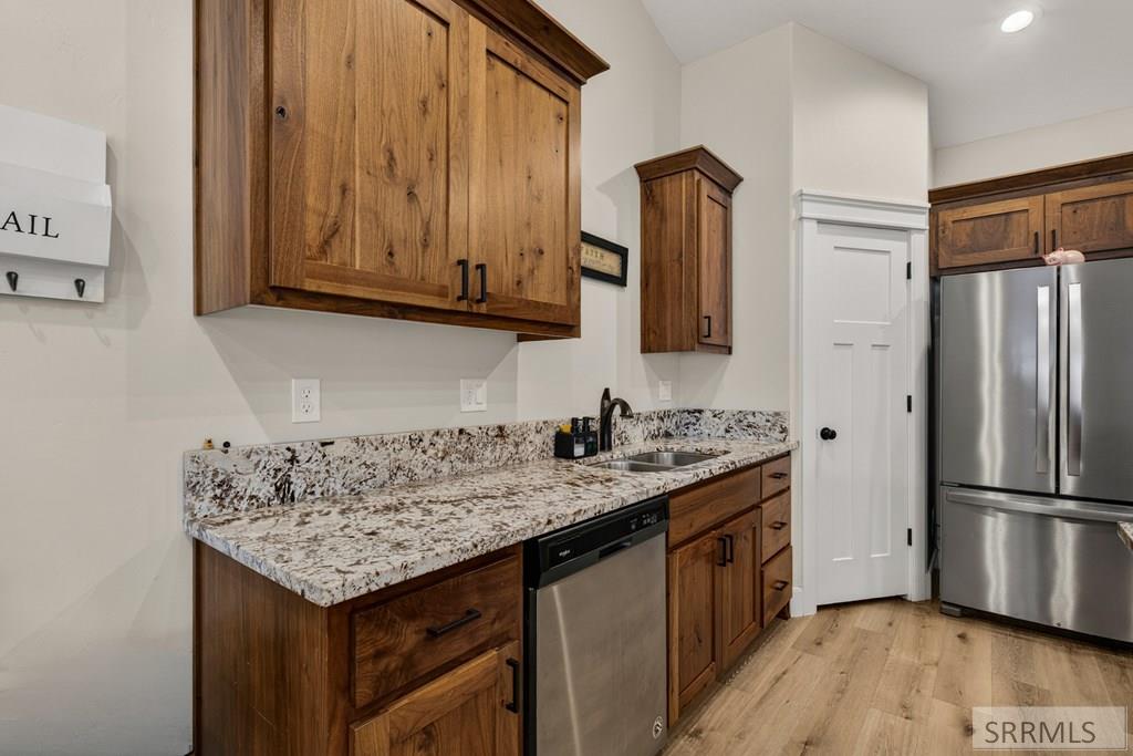 233 Park View Loop Shelley, ID 83274 - Photo 10 of 31