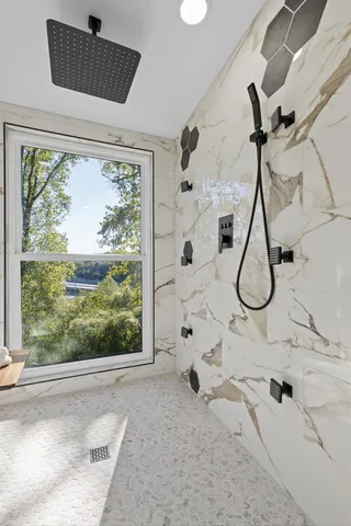 $339,900 | 158 Lynda Circle, Chattanooga, TN 37405