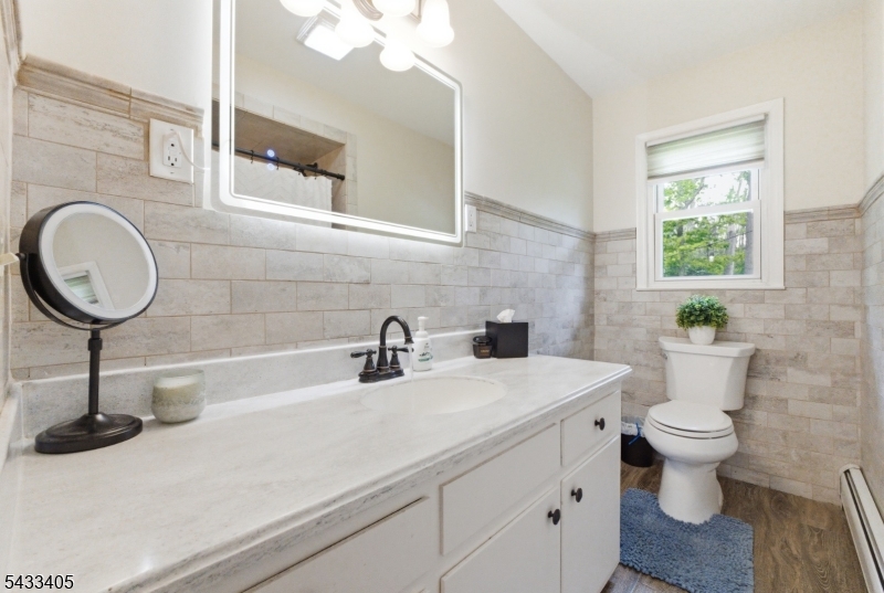 77 Decker Pond Road Andover, NJ 07821 - Photo 21 of 33