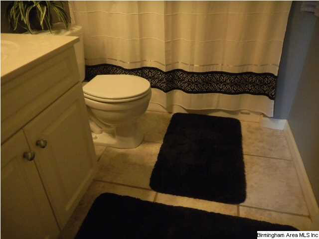 828 Barkley Drive Alabaster, AL 35007 - Photo 8 of 21