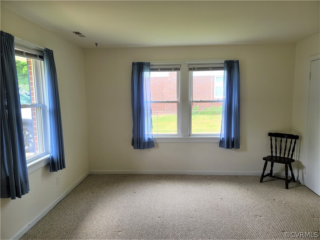 7416 Stoneman Road Henrico, VA 23228 - Photo 3 of 14 Gallery Image 3