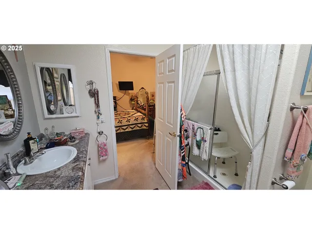 $550,000 | 1525 Braunda Drive, Roseburg, OR 97471