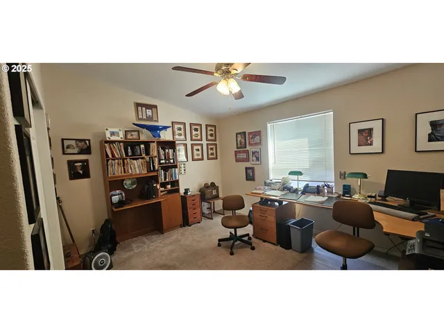 $550,000 | 1525 Braunda Drive, Roseburg, OR 97471