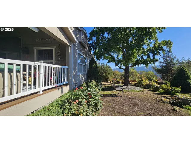 $550,000 | 1525 Braunda Drive, Roseburg, OR 97471