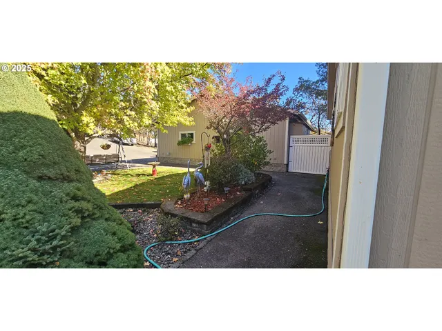 $550,000 | 1525 Braunda Drive, Roseburg, OR 97471