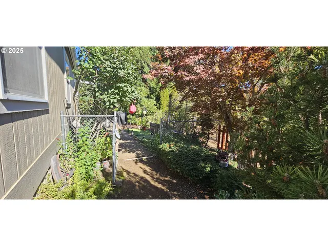 $550,000 | 1525 Braunda Drive, Roseburg, OR 97471