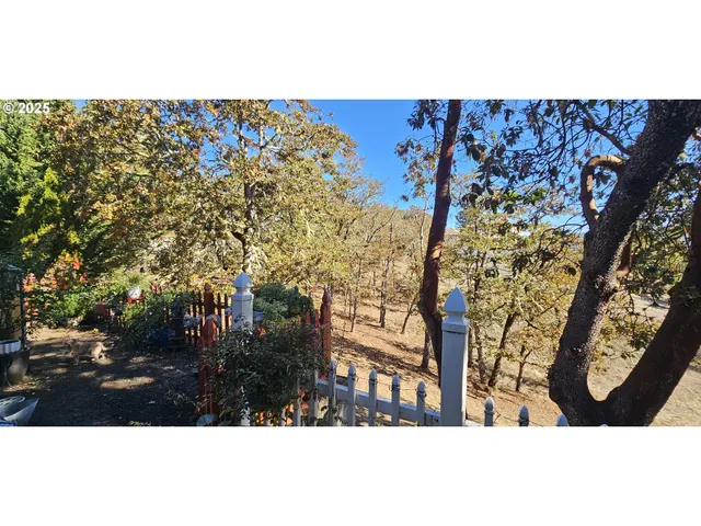 $550,000 | 1525 Braunda Drive, Roseburg, OR 97471