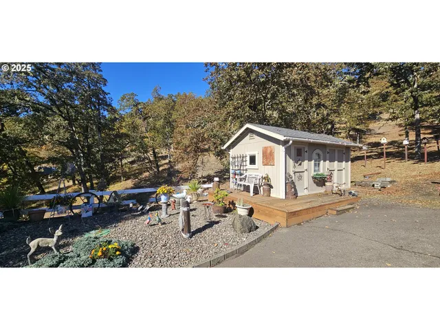 $550,000 | 1525 Braunda Drive, Roseburg, OR 97471