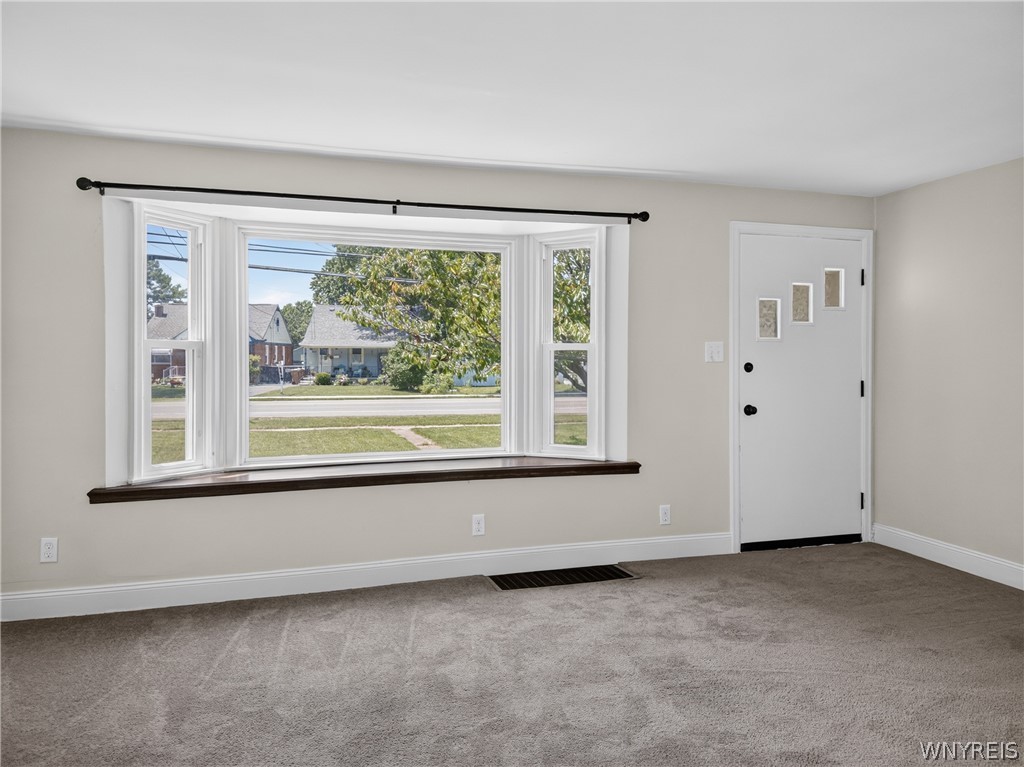 831 Beach Road Cheektowaga, NY 14225 - Photo 24 of 46