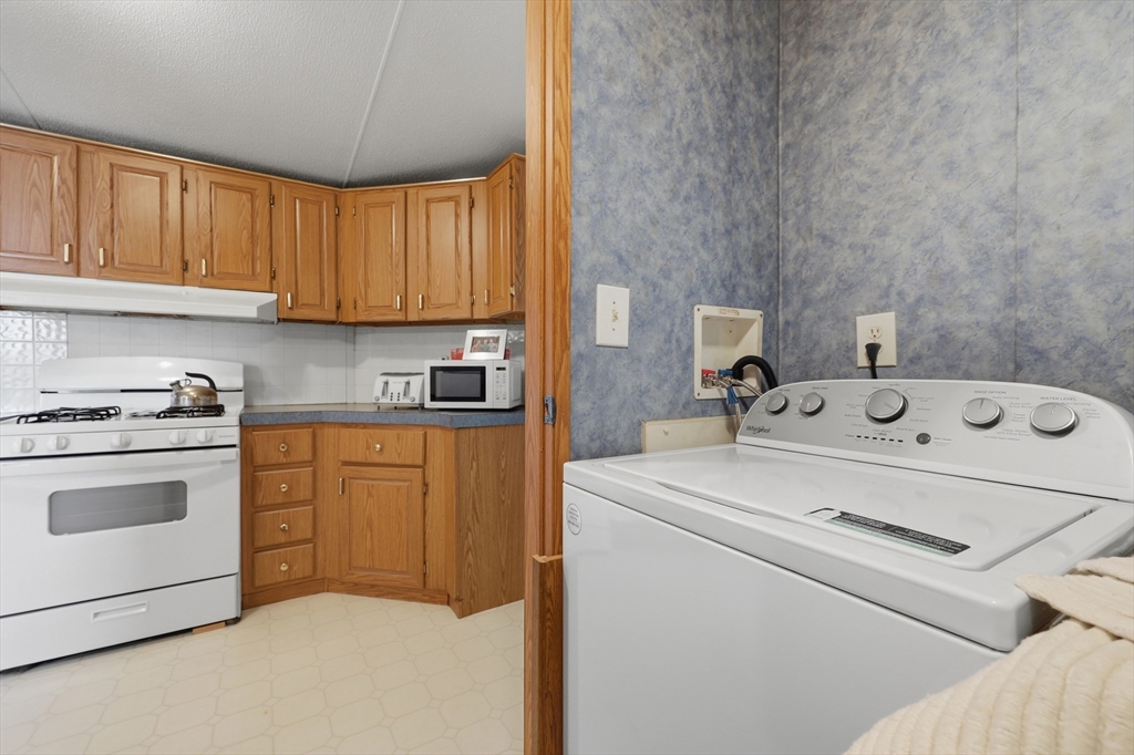 83 Clark Road, Unit 22 Shirley, MA 01464 - Photo 24 of 33 Gallery Image 24