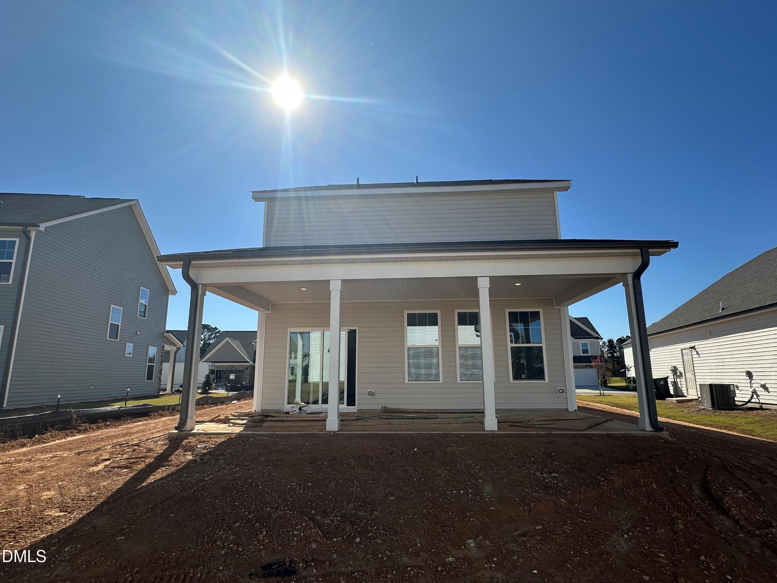 1069 Channel Drop Loop Zebulon, NC 27597 - Photo 5 of 24 4