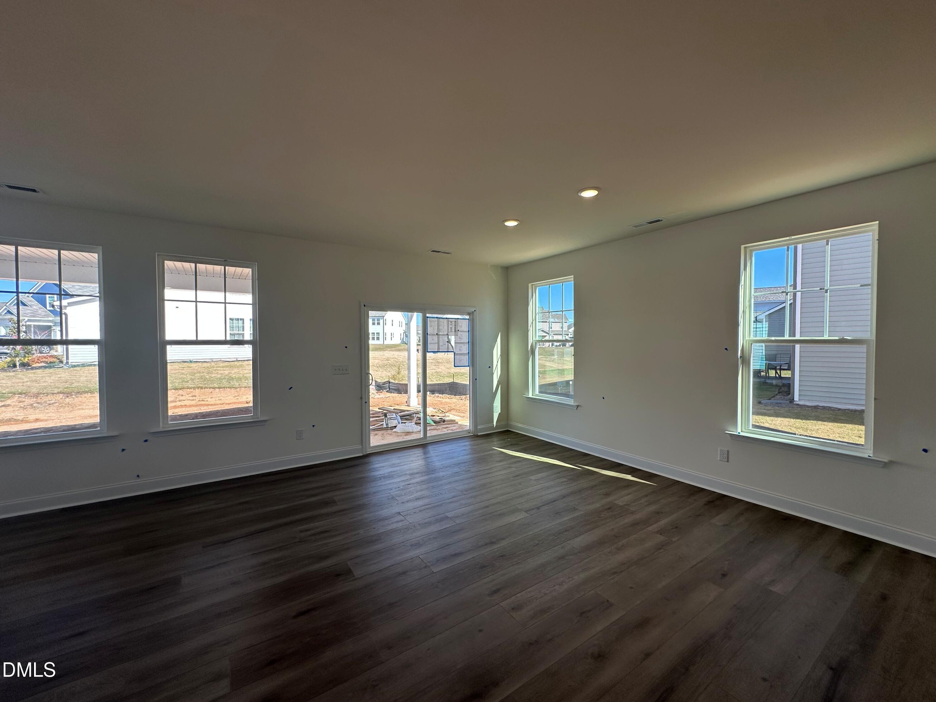 1069 Channel Drop Loop Zebulon, NC 27597 - Photo 7 of 24 6