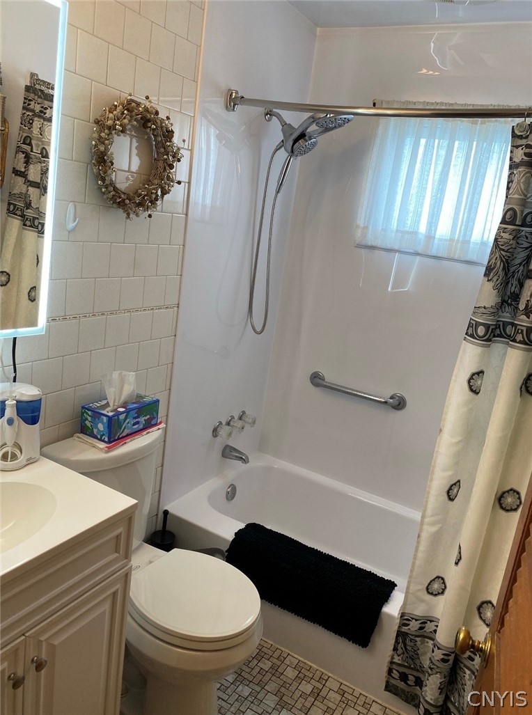 433 Van Dyke Road Utica, NY 13502 - Photo 16 of 20