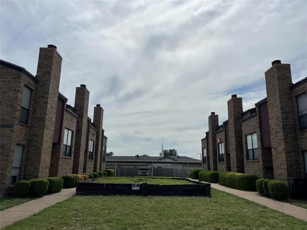 $1,200 | 4825 Diaz Avenue, Unit 3, Fort Worth, TX 76107
