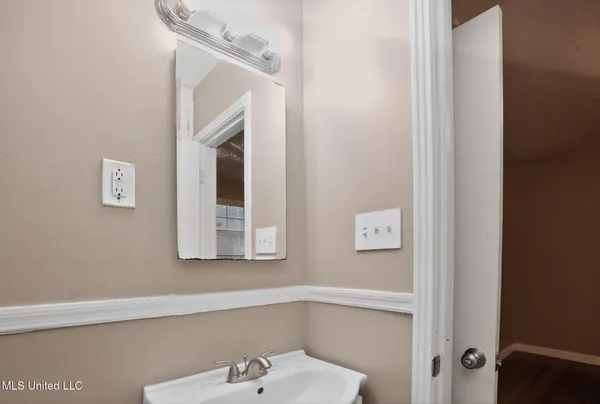 $84,900 | 945 Valencia Street, Jackson, MS 39204