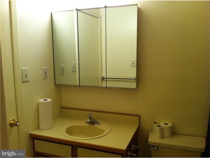 9382-84 Neil Road, Unit A Philadelphia, PA 19115 - Photo 13 of 21 Gallery Image 13