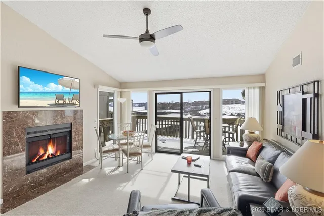 $269,900 | 71 Southwood Shores Circle, Unit 4A, Lake Ozark, MO 65049