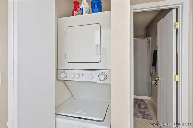 $269,900 | 71 Southwood Shores Circle, Unit 4A, Lake Ozark, MO 65049