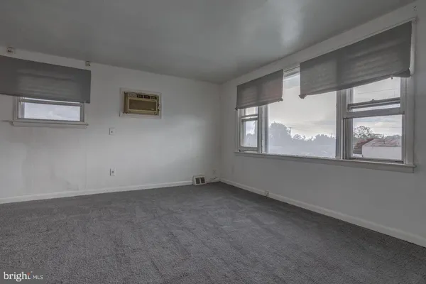 $1,695 | 168 North Bonsall Avenue, Glenolden, PA 19036