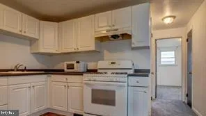 $1,695 | 168 North Bonsall Avenue, Glenolden, PA 19036