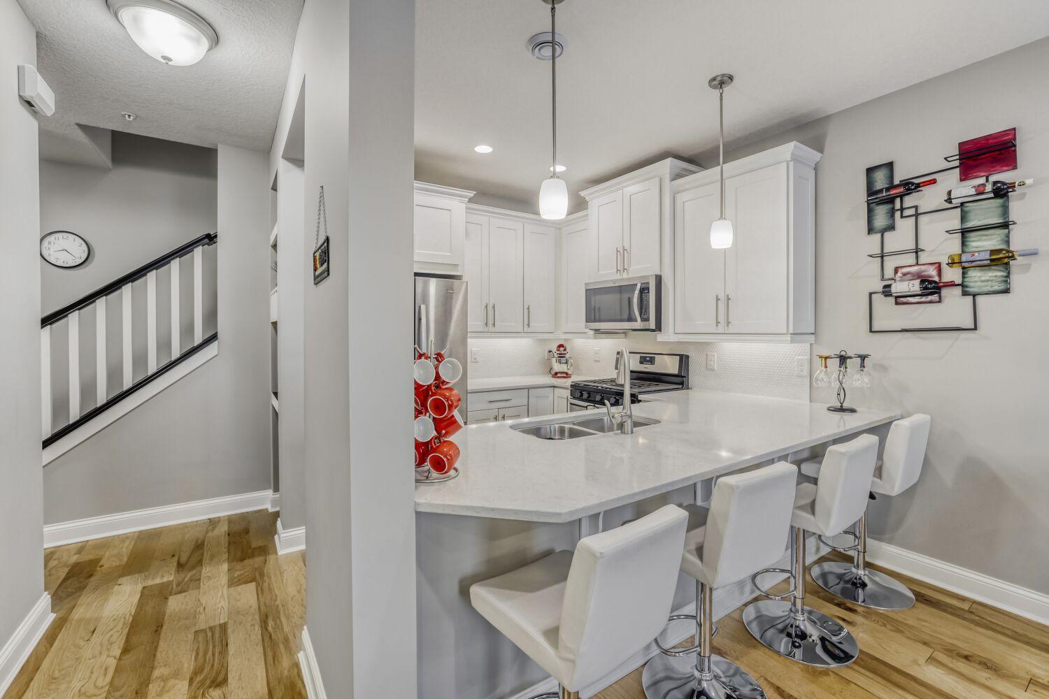 8358 Hemlock Lane North Maple Grove, MN 55369 - Photo 7 of 33