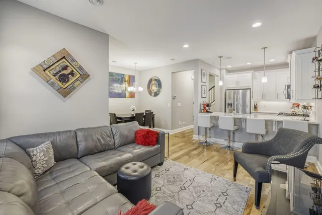 $359,900 | 8358 Hemlock Lane North, Maple Grove, MN 55369