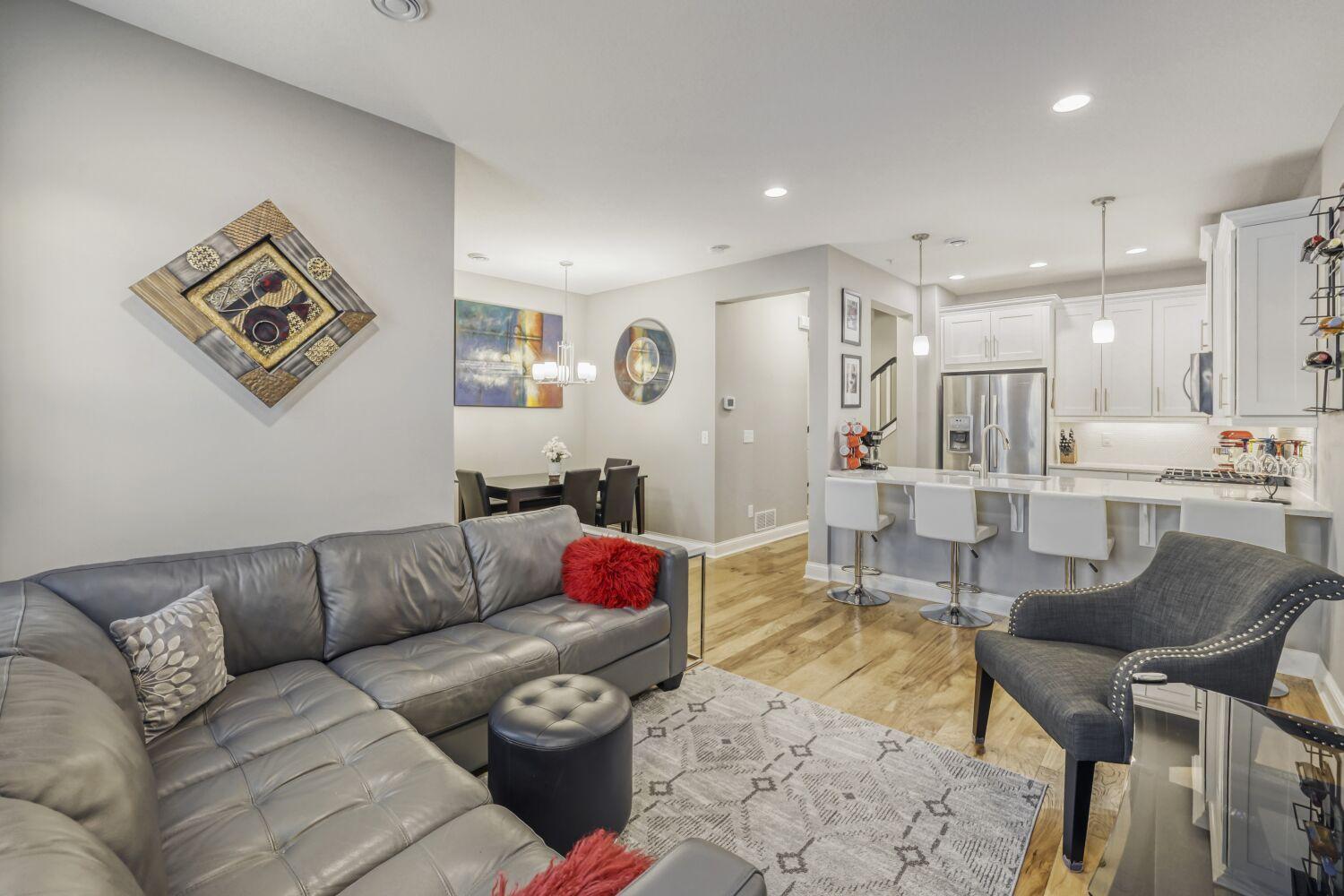 8358 Hemlock Lane North Maple Grove, MN 55369 - Photo 9 of 33