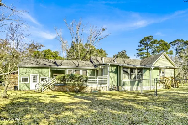 $255,000 | 672 Main Street, Chipley, FL 32428