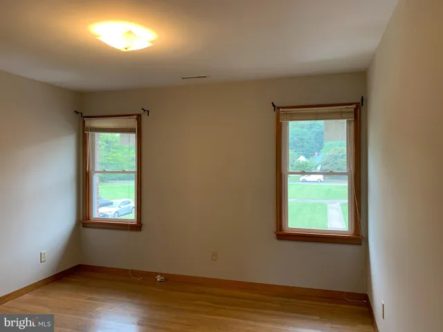 $1,600 | 111 Green Street, Unit 3, Warrenton, VA 20186