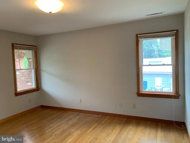 $1,600 | 111 Green Street, Unit 3, Warrenton, VA 20186