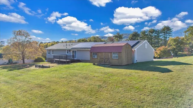 $320,000 | 282 Lakeview Drive, Roanoke, VA 24012