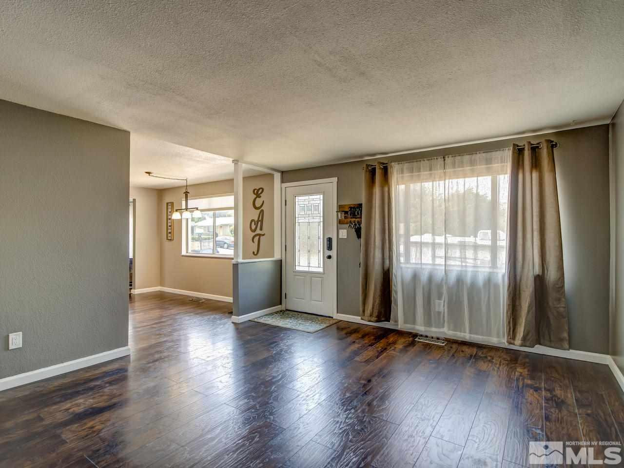 385 Palace Drive Reno, NV 89506 - Photo 4 of 19 Photo 4