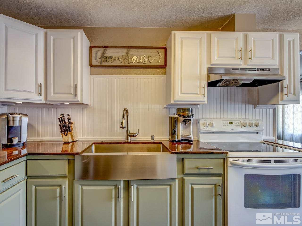 385 Palace Drive Reno, NV 89506 - Photo 9 of 19 Photo 9