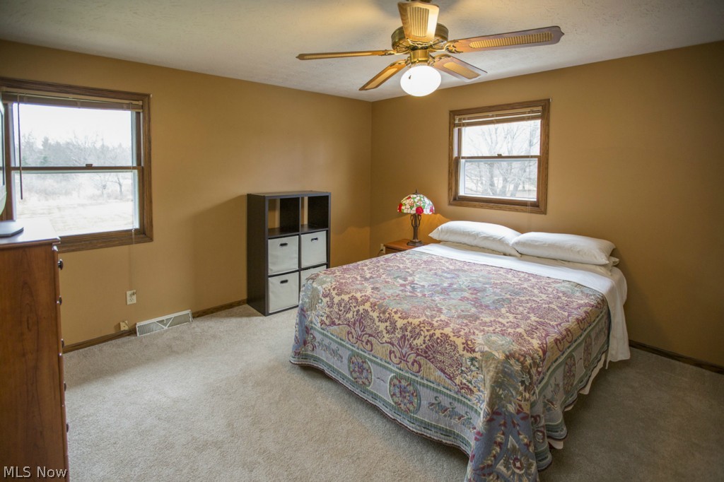 7160 Hartman Road Wadsworth, OH 44281 - Photo 12 of 25