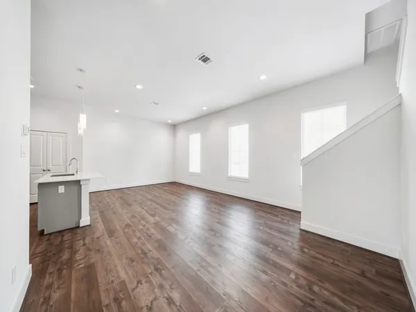 $2,300 | 2007 Bauer Drive, Unit A, Houston, TX 77080