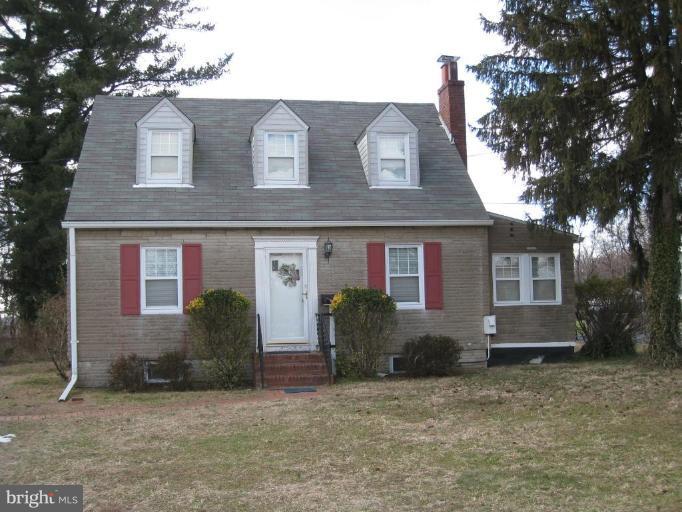 7006 Ridge Drive Alexandria, VA 22306 - Photo 1 of 12 Exterior (Main)