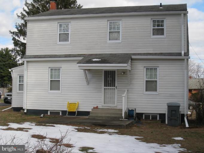 7006 Ridge Drive Alexandria, VA 22306 - Photo 5 of 12 Exterior (Rear)