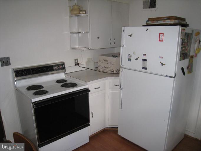 7006 Ridge Drive Alexandria, VA 22306 - Photo 10 of 12 Kitchen #2