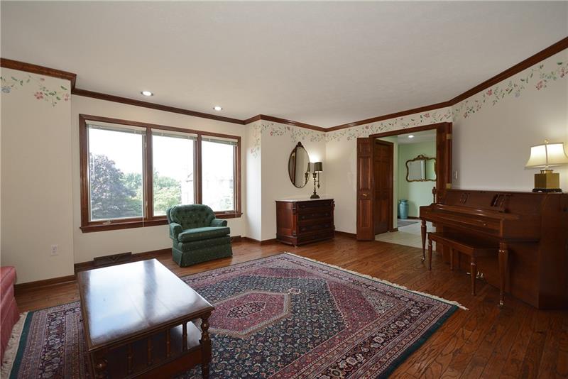 171 Shadow Ridge Drive Pittsburgh, PA 15238 - Photo 15 of 25 Gallery Image 15