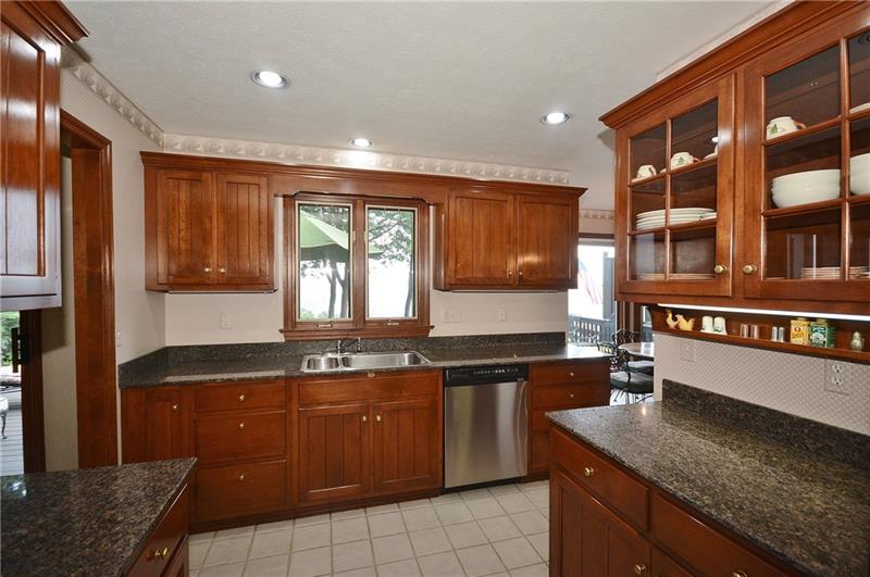 171 Shadow Ridge Drive Pittsburgh, PA 15238 - Photo 6 of 25 Gallery Image 6